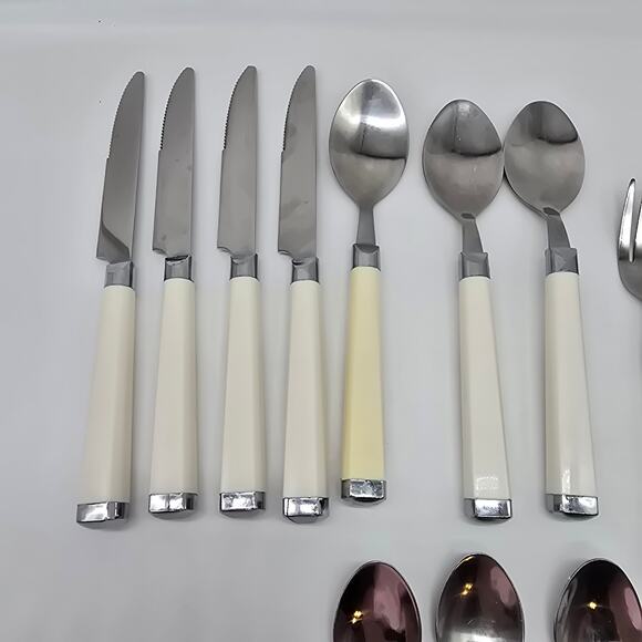 Cambridge Lot of 13 Stainless Steel Flatware with Square Plastic Handle Ivory - Picture 5 of 7